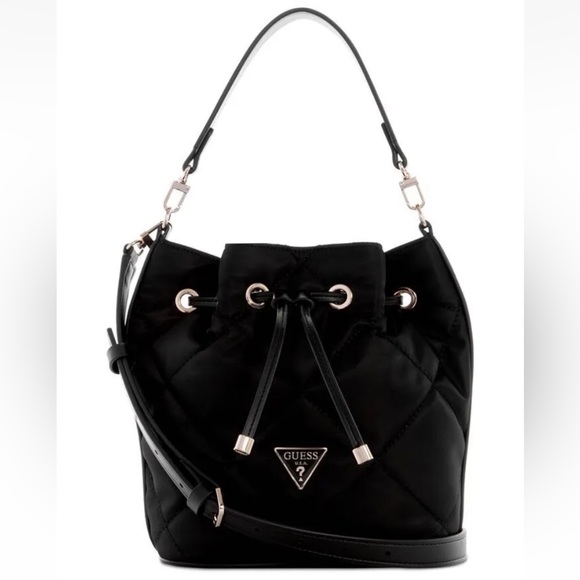 Guess Bags New Nwt Guess Little Bay Quilted Drawstring Bucket Bag